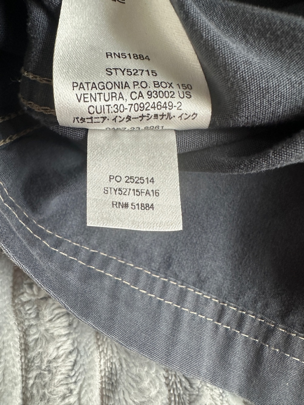 Patagonia Men's All Season Field Shirt in a charcoal smolder blue - Picture 6 of 6